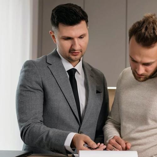 Agent immobilier romain